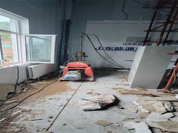 周矶办事处地基基础下沉墙体裂缝加固注浆顶升施工